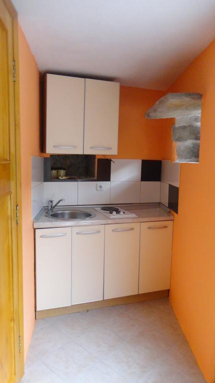 Apartments Lanmari Risan Bagian luar foto